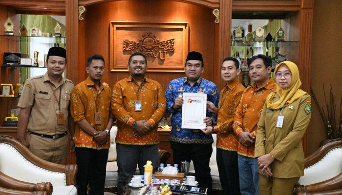 Bawaslu Sampaikan Laporan Pengawasan dan Dana Hibah Pemilihan 2024 ke Pemkab Blora