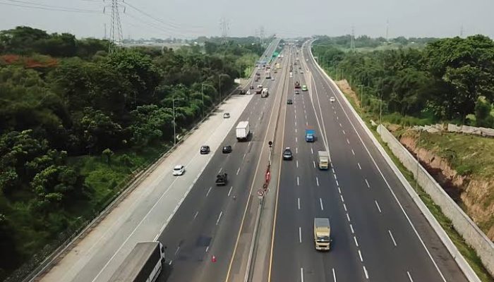 Dukung Libur Panjang, Pemerintah Berikan Diskon Tarif Tol dan Tiket Transportasi