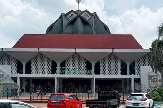 Masjid Agung Baitunnur Pati Akan Ditutup Selama Empat Bulan