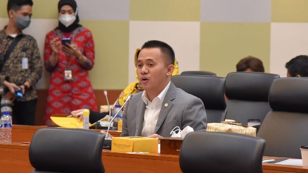 PDIP Kritik Kenaikan Harga Pertamax, DPR Klaim Tak Dilibatkan dalam Pengambilan Keputusan