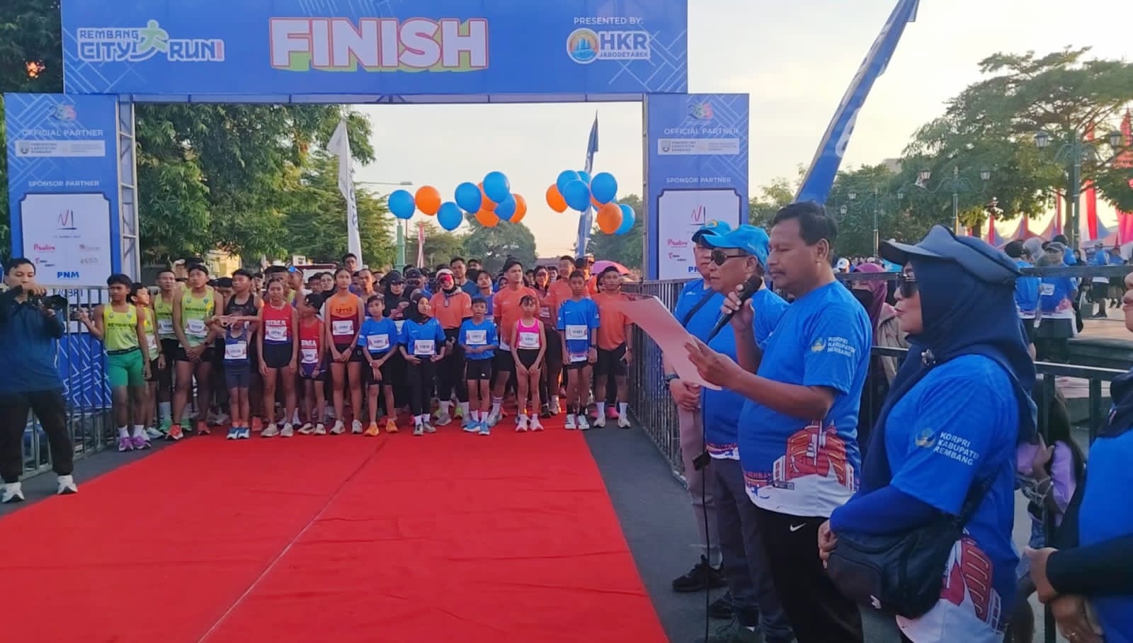 Kampanyekan Antikorupsi, Ribuan Pelari Ramaikan Rembang City Run 2026