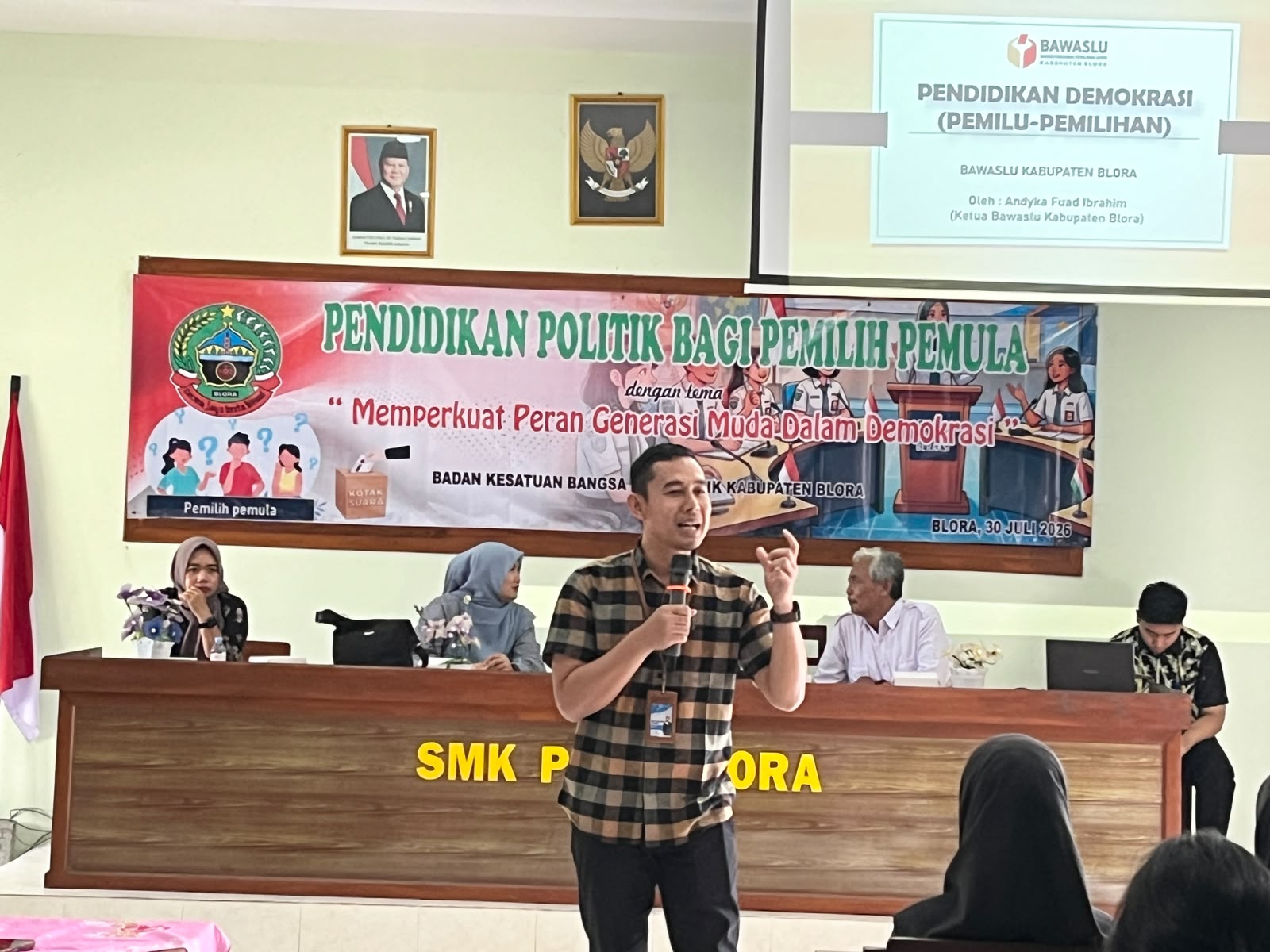 Dorong Generasi Muda Jadi Pemilih Cerdas, Bawaslu Blora Edukasi Pemilih Pemula