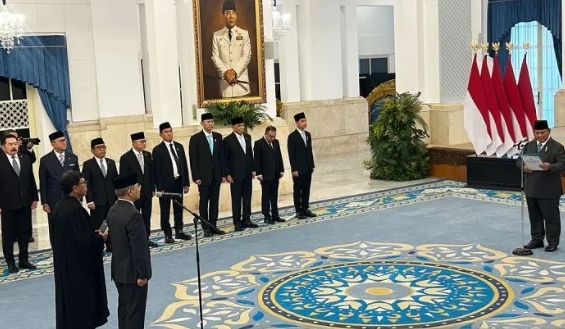 Gantikan Purbaya, Prabowo Lantik Suahasil Nazara Jadi Menkeu